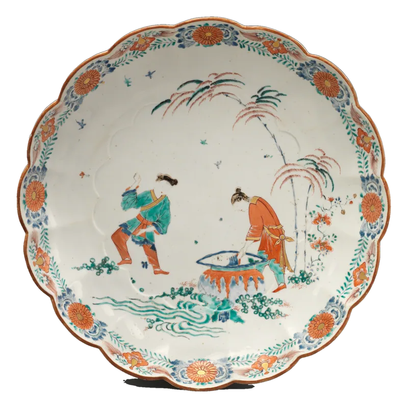 Red porcelain plate