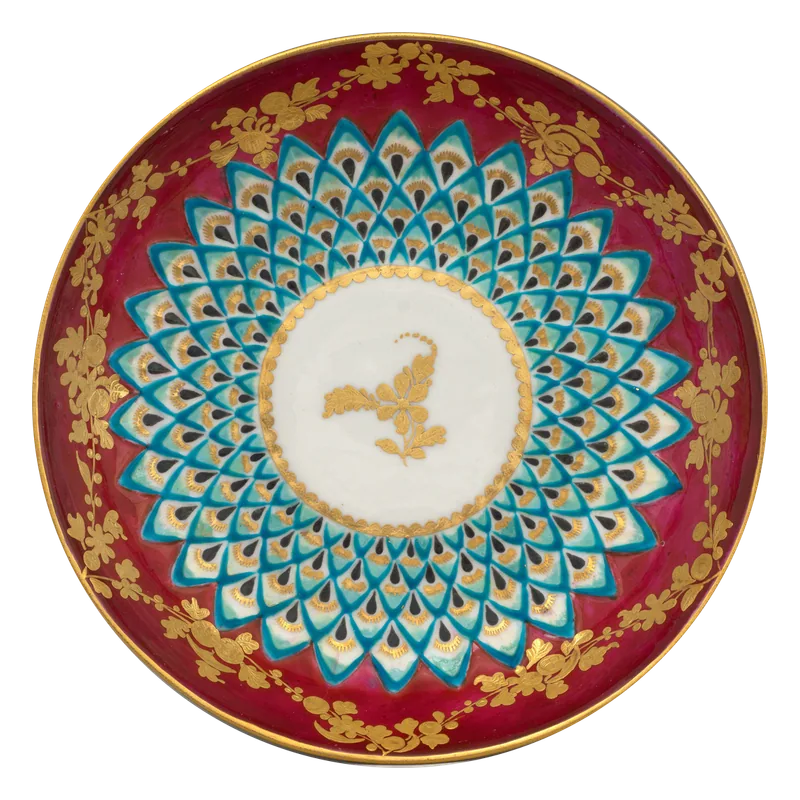 Red porcelain dish